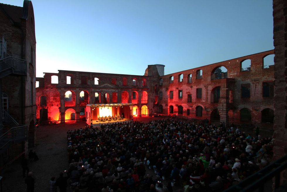 Beeindruckende Kulisse im Innenhof