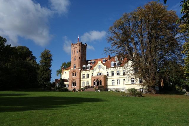 Schloss Lelkendorf