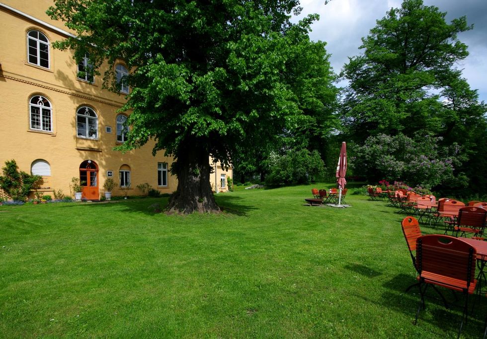 schloss-luehburg-garten