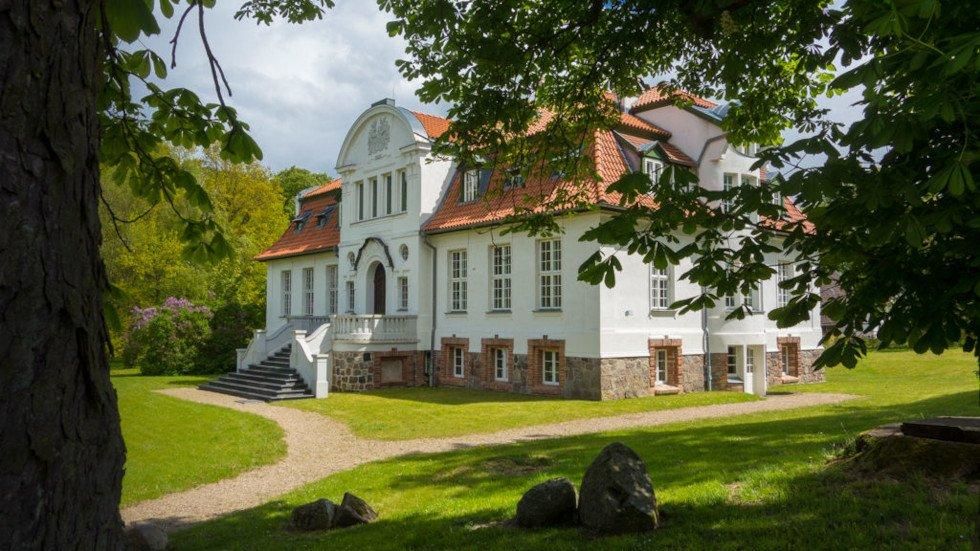 Außenansicht vom Gutshaus Stubbendorf