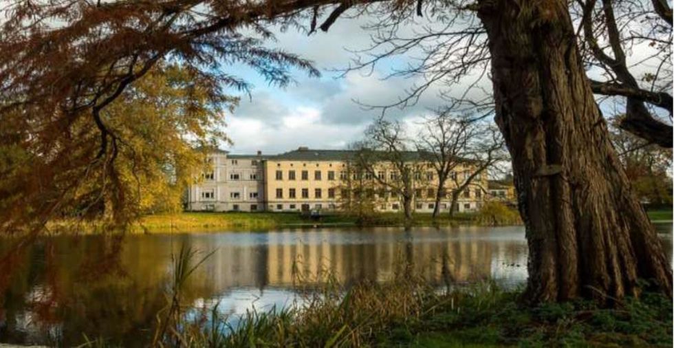 schloss-semlow-herbst